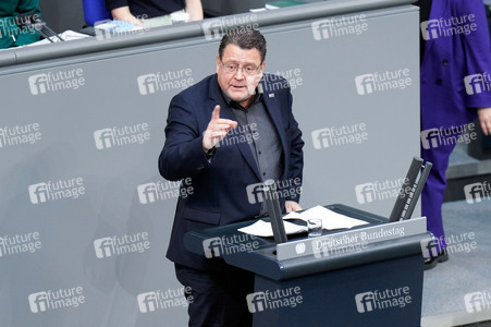 152. Sitzung des Deutschen Bundestages in Berlin