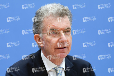 Bundespressekonferenz zur bevorstehenden Münchner Sicherheitskonferenz in Berlin