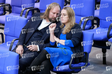 154. Sitzung des Deutschen Bundestages in Berlin