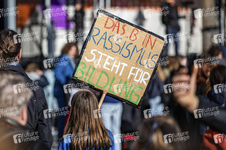 Demonstration gegen Rechts in Dresden