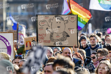 Demonstration gegen Rechts in Dresden