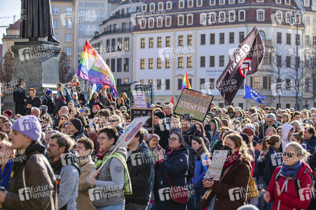 Demonstration gegen Rechts in Dresden