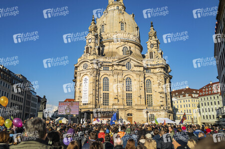 Demonstration gegen Rechts in Dresden