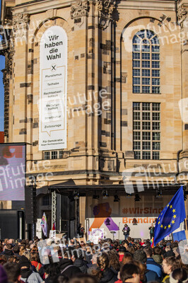 Demonstration gegen Rechts in Dresden