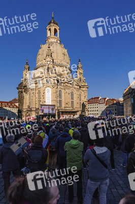 Demonstration gegen Rechts in Dresden