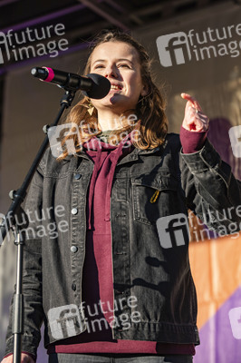Demonstration gegen Rechts in Dresden
