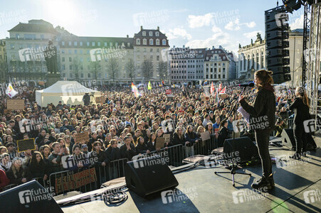 Demonstration gegen Rechts in Dresden