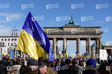 Demonstration zum 2. Jahrestag des Kriegsbeginns in Berlin