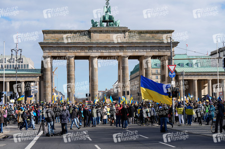 Demonstration zum 2. Jahrestag des Kriegsbeginns in Berlin