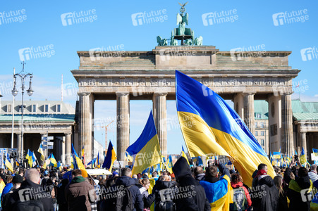 Demonstration zum 2. Jahrestag des Kriegsbeginns in Berlin
