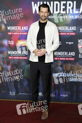Filmpremiere 'Wunderland - Vom Kindheitstraum zum Welterfolg' in Hamburg