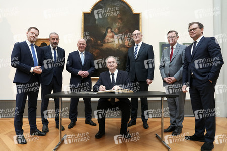 Regionalkonferenz der Regierungschefin und der Regierungschefs der ostdeutschen Länder in Berlin