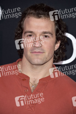 Season 1 Finale Party 'Couple to Throuple' in West Hollywood