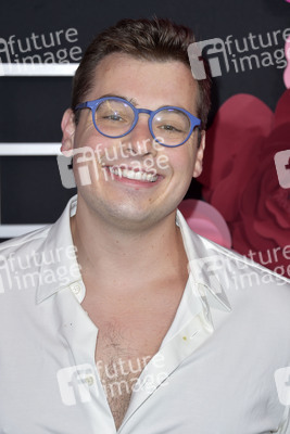 Season 1 Finale Party 'Couple to Throuple' in West Hollywood