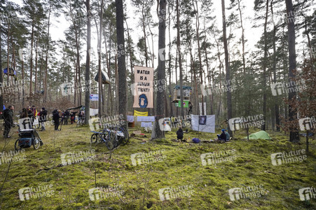 Protestcamp gegen die Erweiterungspläne des Tesla-Werks in Grünheide