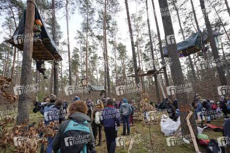 Protestcamp gegen die Erweiterungspläne des Tesla-Werks in Grünheide