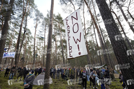Protestcamp gegen die Erweiterungspläne des Tesla-Werks in Grünheide