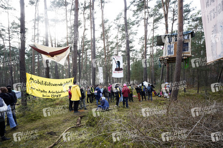 Protestcamp gegen die Erweiterungspläne des Tesla-Werks in Grünheide