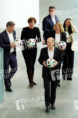 Fototermin '100 Tage bis zur EURO 2024' in Berlin