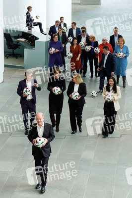 Fototermin '100 Tage bis zur EURO 2024' in Berlin