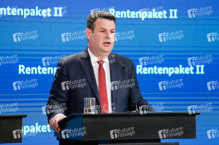 Pressekonferenz zum Rentenpaket II in Berlin