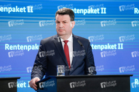 Pressekonferenz zum Rentenpaket II in Berlin