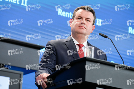 Pressekonferenz zum Rentenpaket II in Berlin