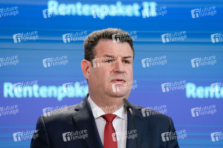 Pressekonferenz zum Rentenpaket II in Berlin