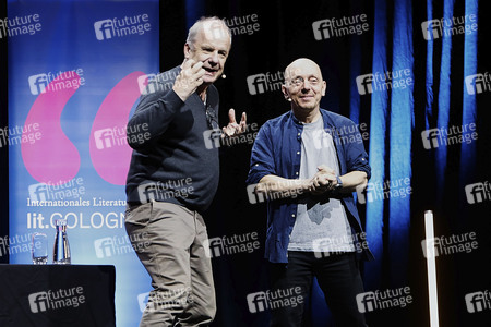 Hubertus Meyer-Burckhardt und Bernhard Hoëcker auf der lit.Cologne 2024 in Köln