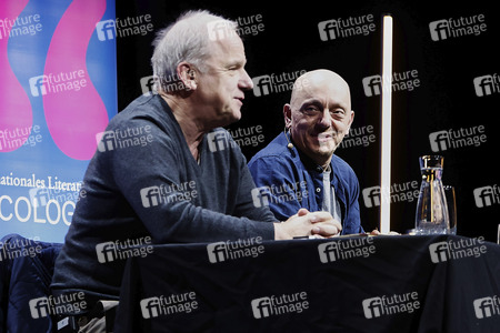 Hubertus Meyer-Burckhardt und Bernhard Hoëcker auf der lit.Cologne 2024 in Köln