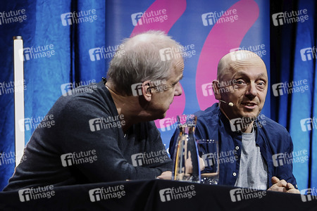 Hubertus Meyer-Burckhardt und Bernhard Hoëcker auf der lit.Cologne 2024 in Köln
