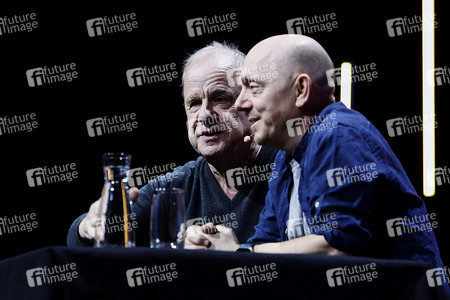 Hubertus Meyer-Burckhardt und Bernhard Hoëcker auf der lit.Cologne 2024 in Köln