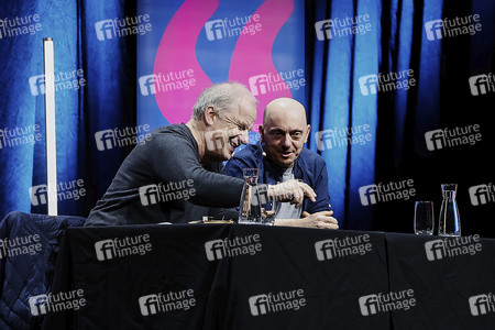Hubertus Meyer-Burckhardt und Bernhard Hoëcker auf der lit.Cologne 2024 in Köln