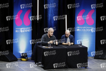 Hubertus Meyer-Burckhardt und Bernhard Hoëcker auf der lit.Cologne 2024 in Köln