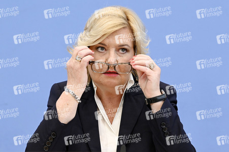 Bundespressekonferenz zur Vorstellung des Jahresberichtes 2023 in Berlin