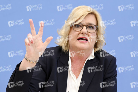 Bundespressekonferenz zur Vorstellung des Jahresberichtes 2023 in Berlin