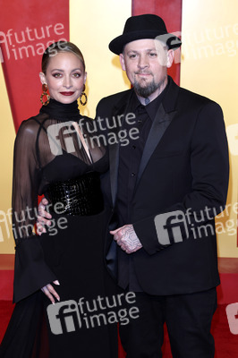 Vanity Fair Oscar Party 2024 in Beverly Hills