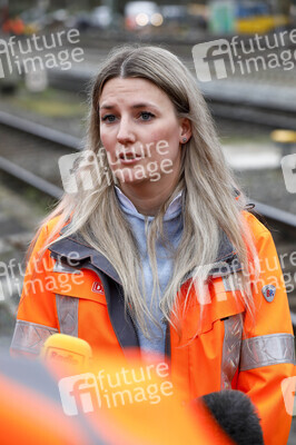 Pressetermin zu den Arbeiten am Elektronischen Stellwerk in Köln