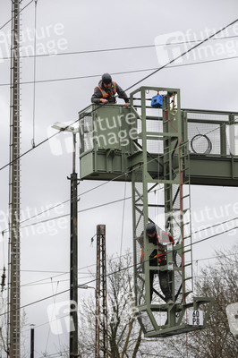 Pressetermin zu den Arbeiten am Elektronischen Stellwerk in Köln