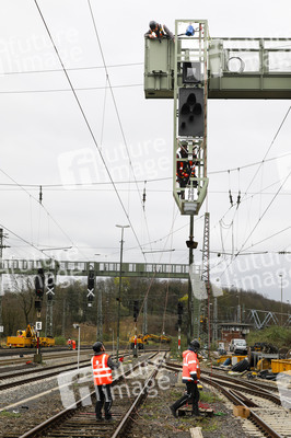 Pressetermin zu den Arbeiten am Elektronischen Stellwerk in Köl