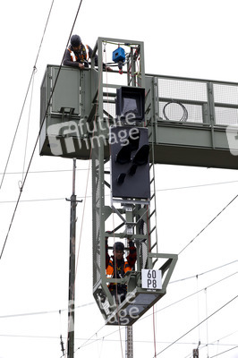 Pressetermin zu den Arbeiten am Elektronischen Stellwerk in Köln