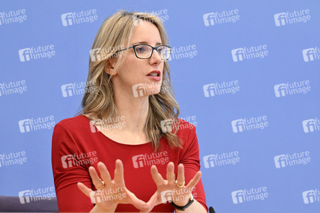 Bundespressekonferenz zur Stellungnahme 'Klimagerechtigkeit' des Deutschen Ethikrats in Berlin