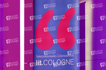 Devid Striesow auf der lit.Cologne 2024 in Köln