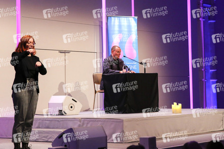 Devid Striesow auf der lit.Cologne 2024 in Köln