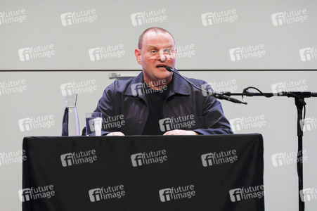 Devid Striesow auf der lit.Cologne 2024 in Köln