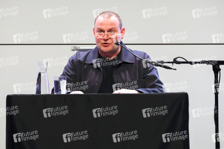 Devid Striesow auf der lit.Cologne 2024 in Köln