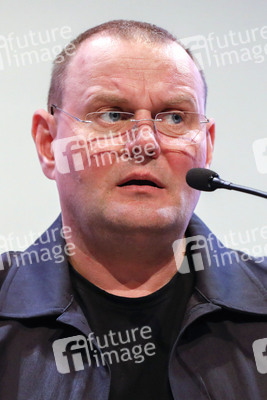 Devid Striesow auf der lit.Cologne 2024 in Köln