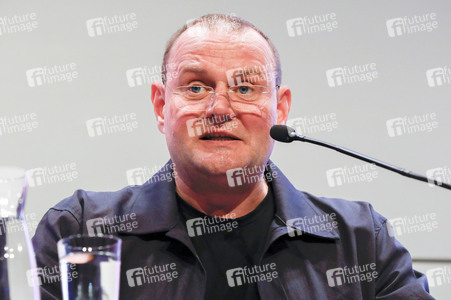 Devid Striesow auf der lit.Cologne 2024 in Köln