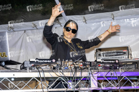 Children Uniting Nations Academy Awards Celebration 2024 in Beverly Hills