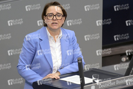 157. Sitzung des Deutschen Bundestages in Berlin